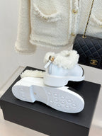 CC 25s  Furry Snow Boots White Black Leather Wool 512065