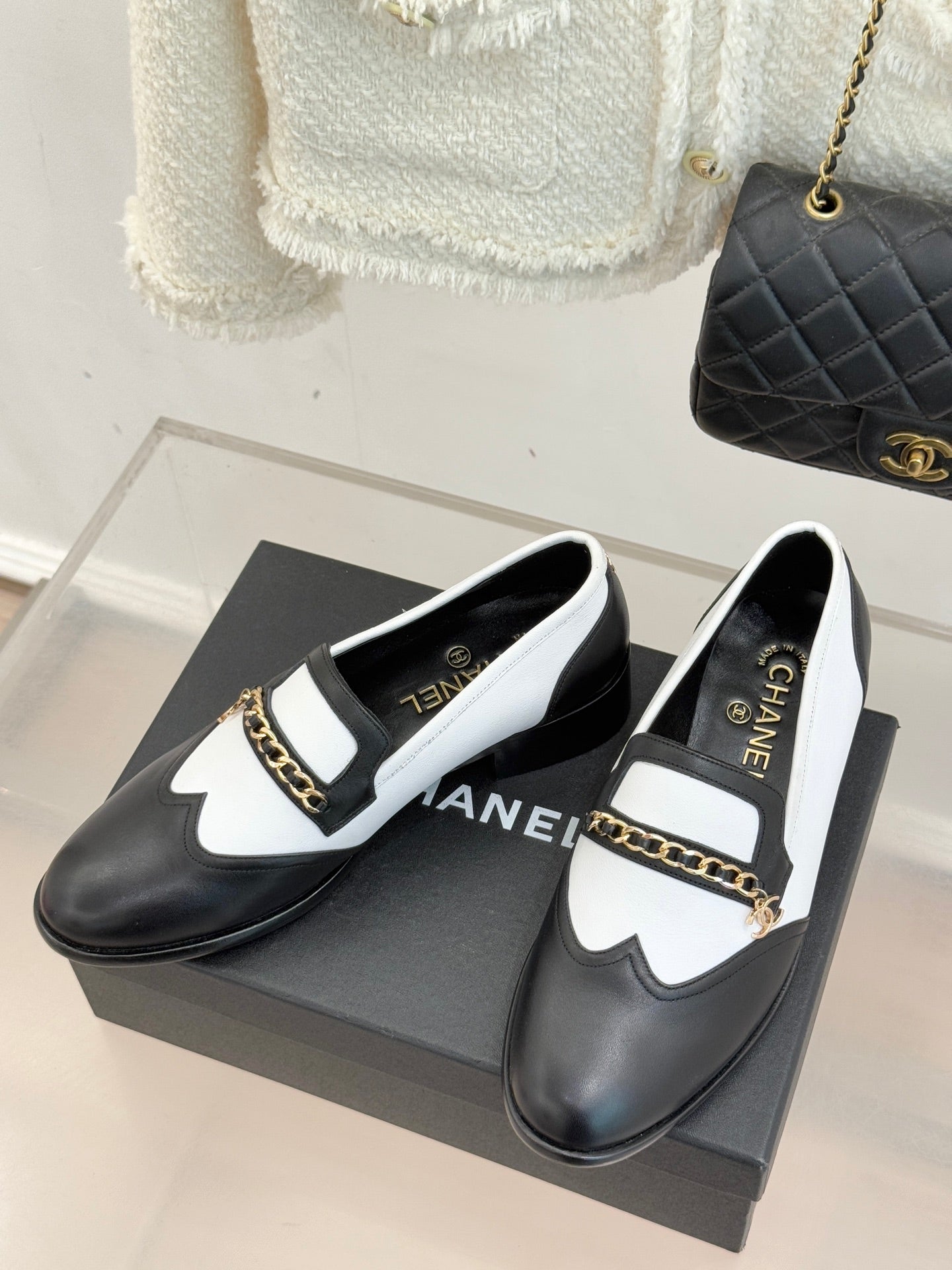 CC 26 Loafer Black mix White Calfskin 610019