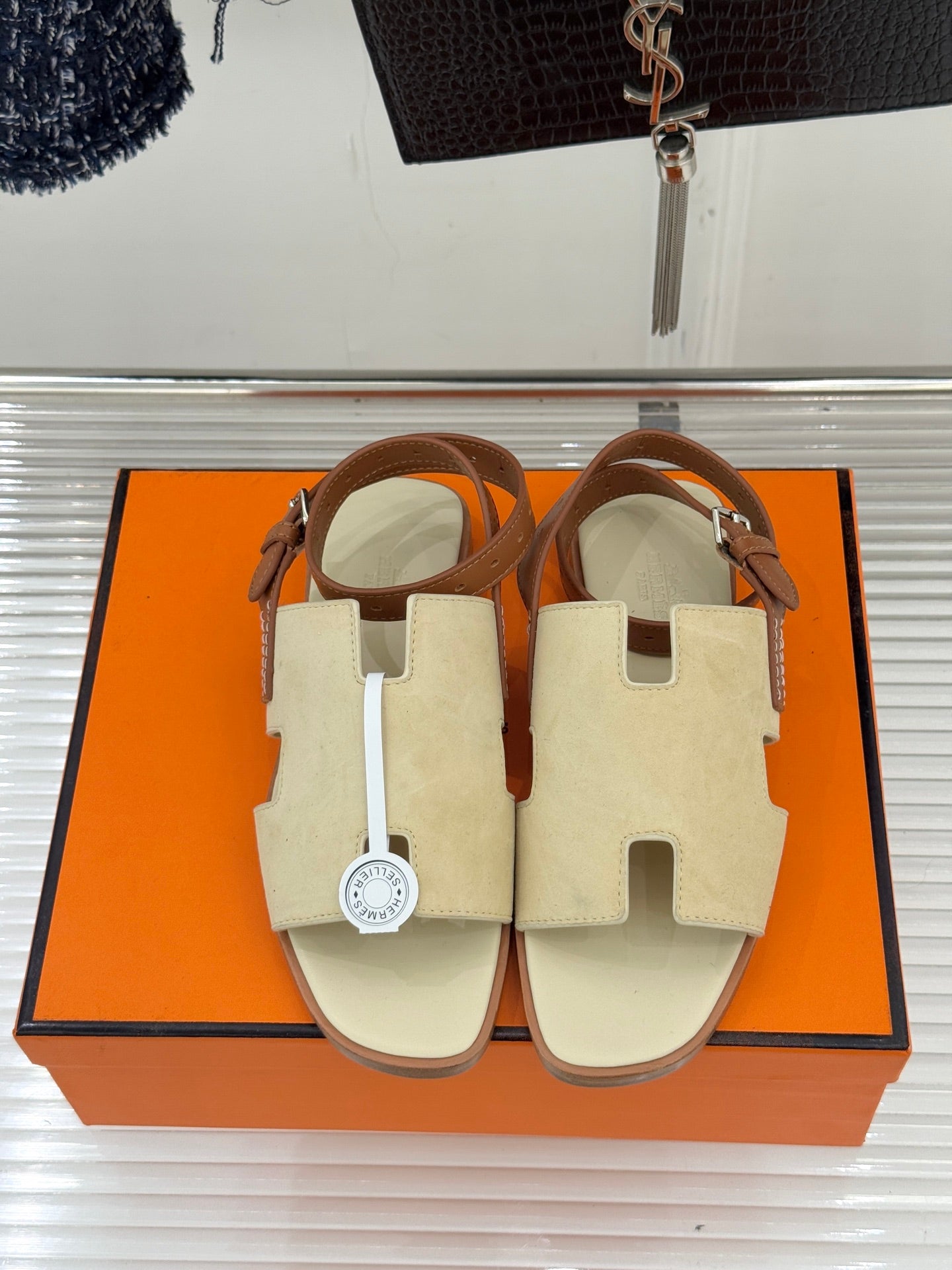 HM Maya Sandal Khahi Suede Leather 642795
