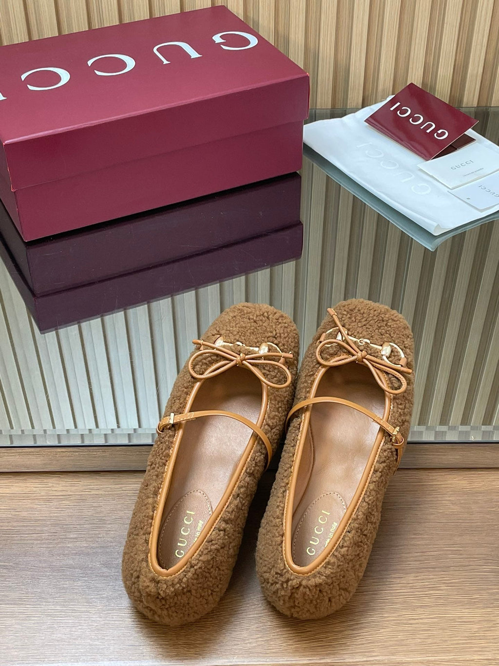 Gucci 26 Ballet Full Caramel Calfskin Wool 562992