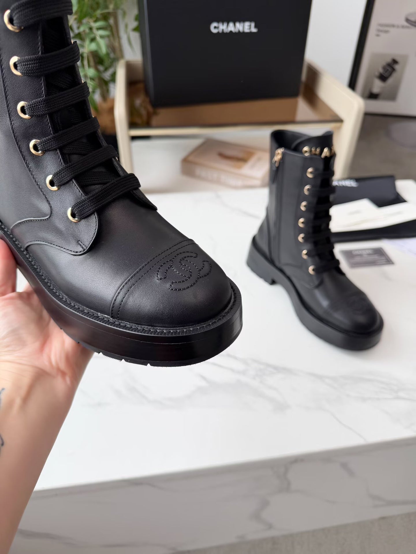 CC 26s Ankle Boot Black Leather