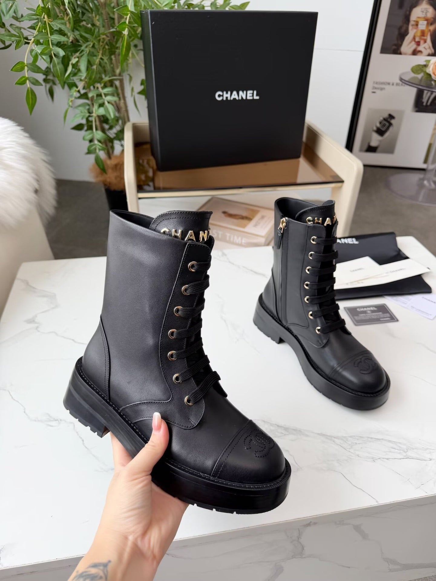 CC 26s Ankle Boot Black Leather