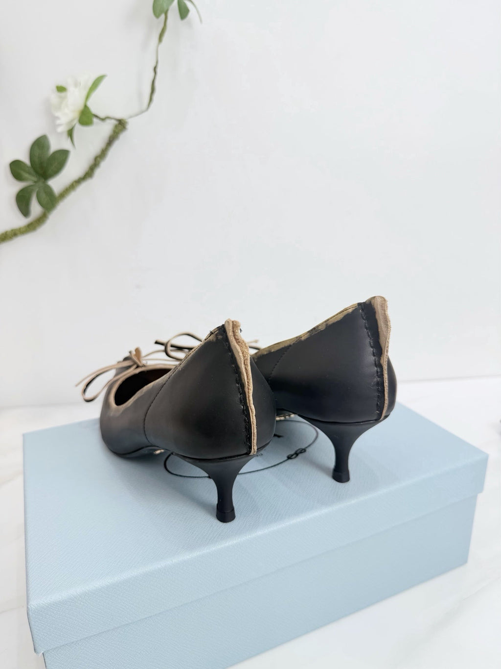 PRA 26SS Pump 55 Black Beige Cowhide 592405