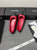 CC 26s Ballet Flat Black Red Leather 681964