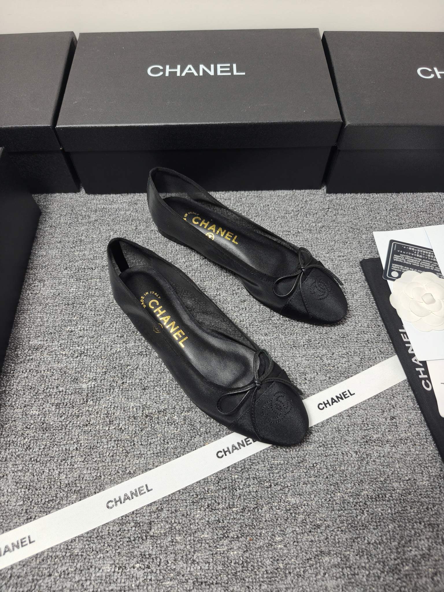 CC 26s Ballet Flat Black Mesh Fabric Sheepskin 681982
