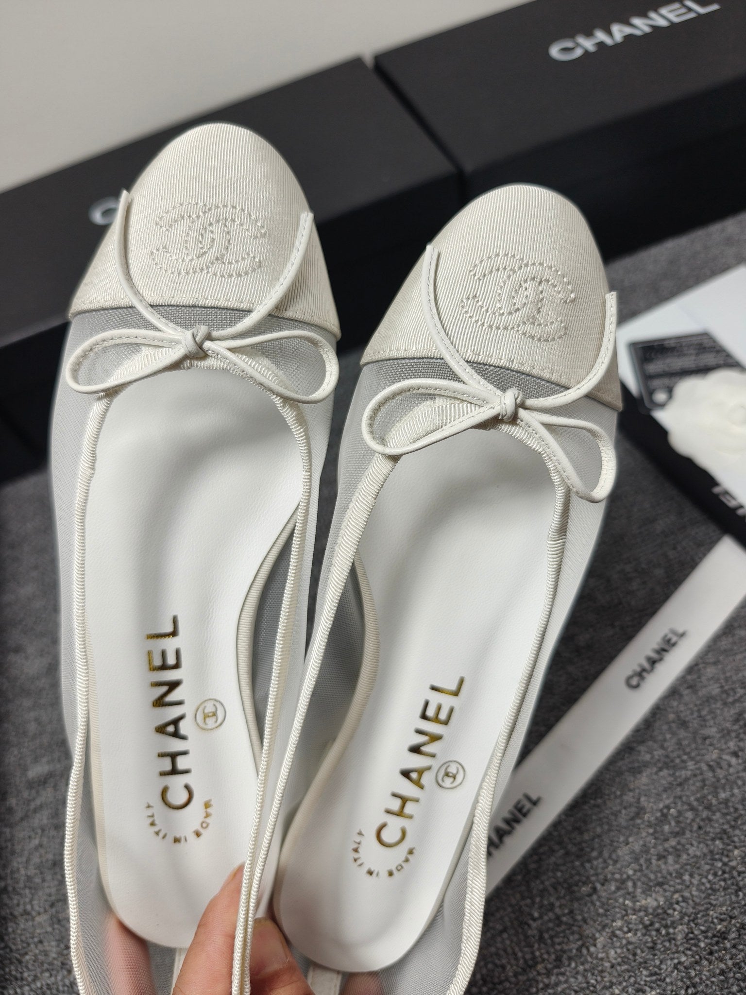 CC 26s Ballet Flat White Mesh Fabric Sheepskin 681983