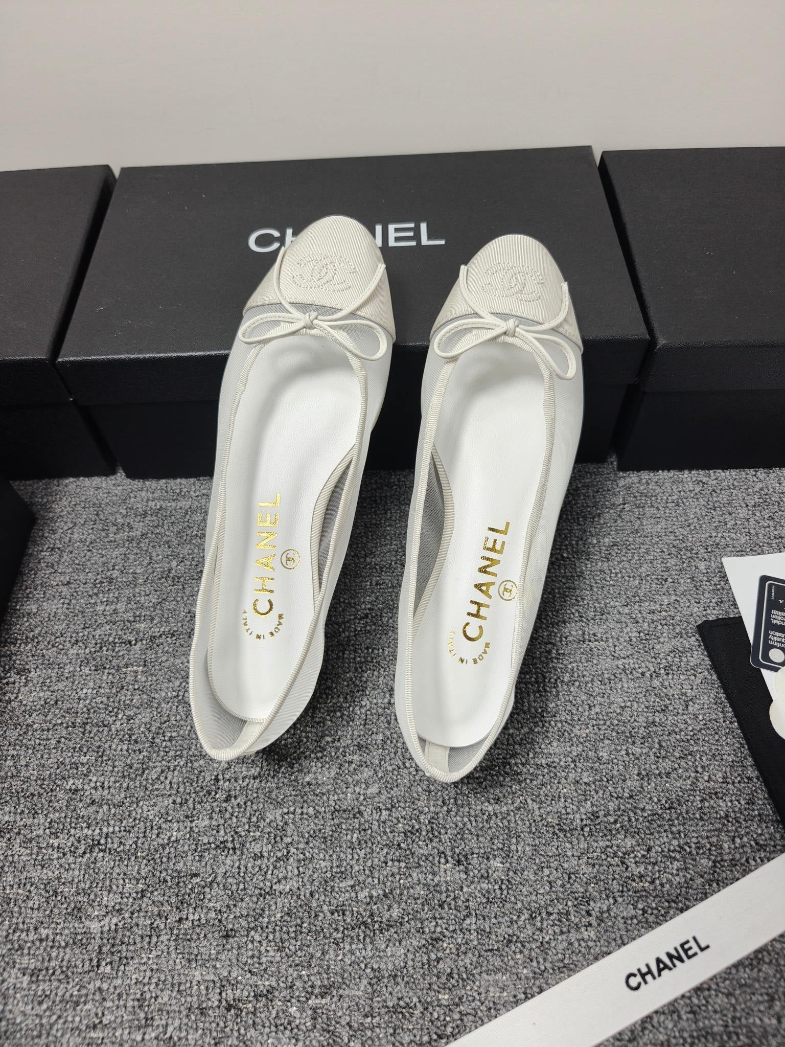 CC 26s Ballet Flat White Mesh Fabric Sheepskin 681983