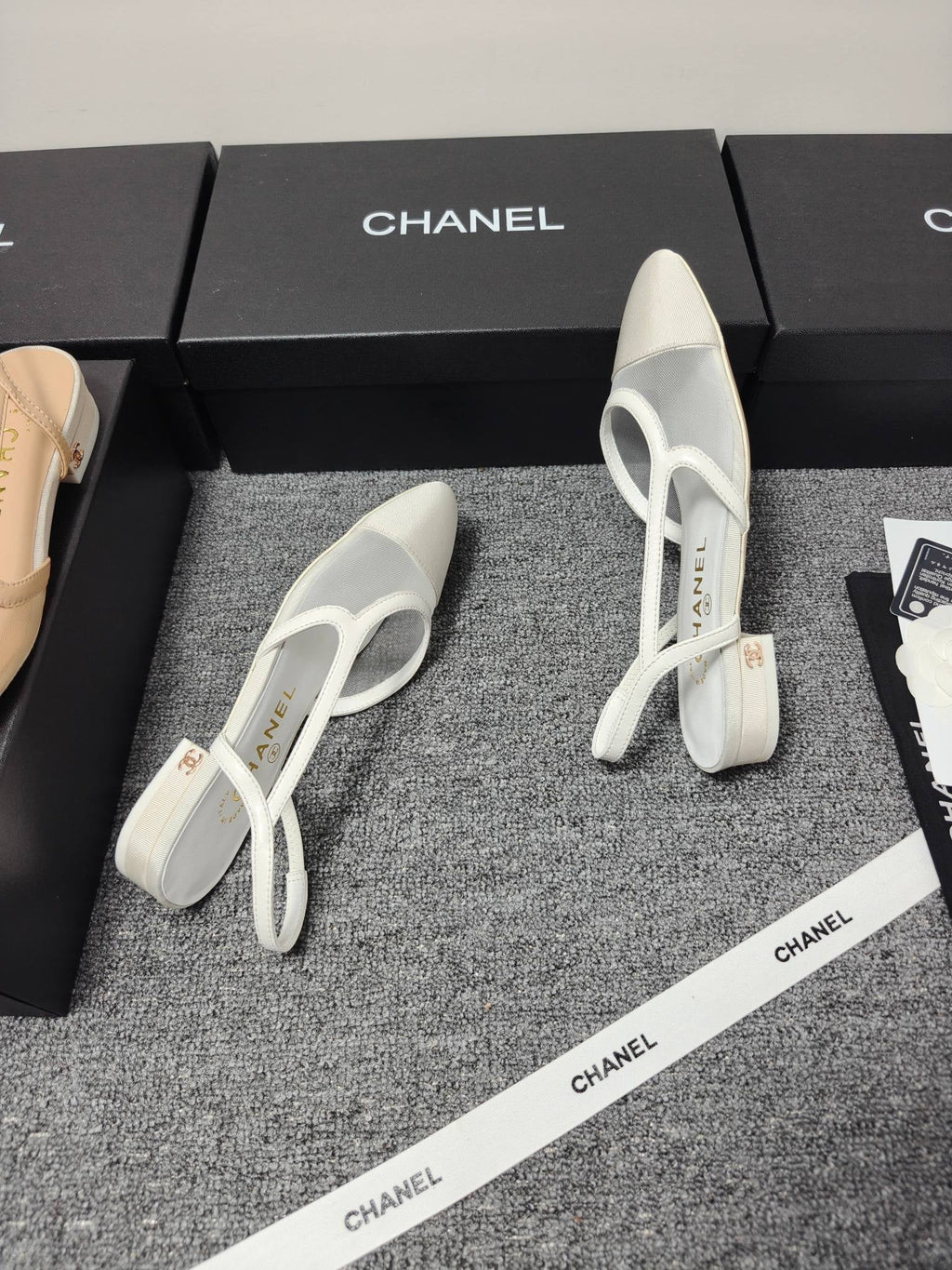 CC 26s Slingback 20 White Mesh Fabric Sheepskin 682002