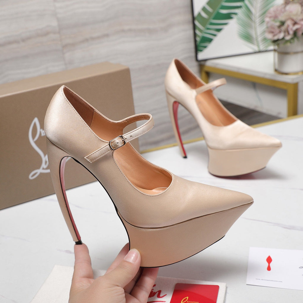 CL Matières Fécales Platform Pumps 15cm Light Beige Satin 637887
