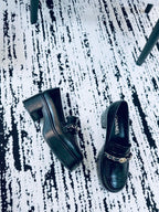 CC Moccasins 55mm In Black Glossy Lambskin With Chain 144477