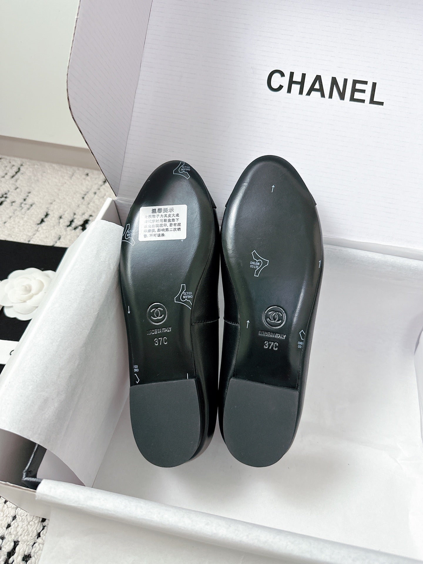CC SS 2026 Pre Moccasin Black Calfskin 628282