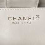 24p clutch with chain 19cm white lambskin