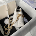 24p clutch with chain 19cm white lambskin