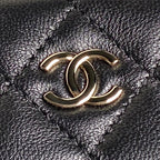 CC 25C Clutch With Strap 21cm Black Calfskin