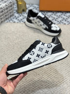 LV TRAINERS IN BLACK CALFSKIN AND WHITE JACQUARD