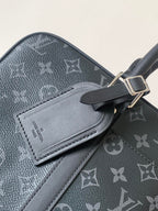 LV M46457 Porte-Documents Voyage NM Black Monogram Eclipse Canvas