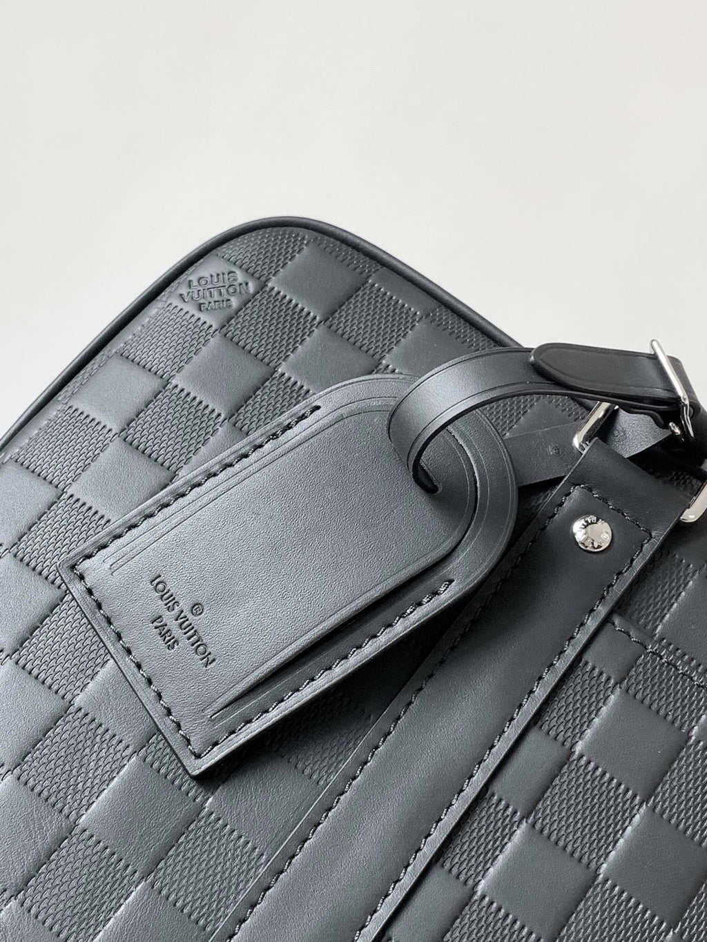 LV N40444 Porte-Documents Voyage NM Black Damier Infini Leather