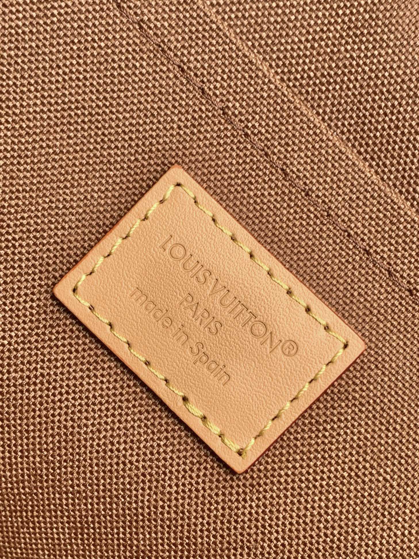 LV Soho MM Backpack 24cm Brown Beige Monogram Canvas & Cowhide