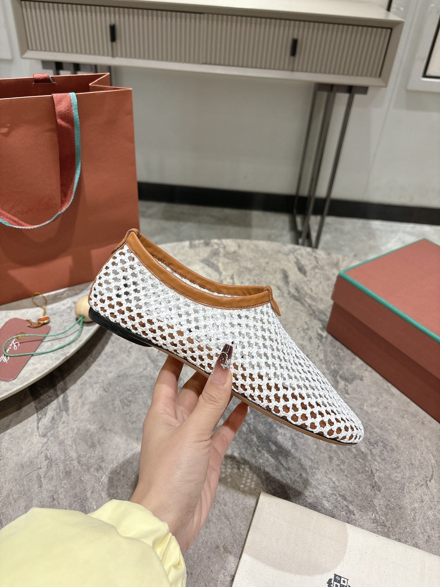 LP hollow knit ballet flats white 0rigin@l leather 379025