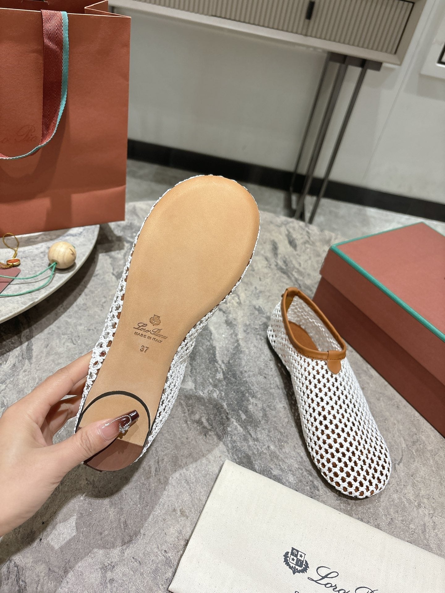 LP hollow knit ballet flats white 0rigin@l leather 379025