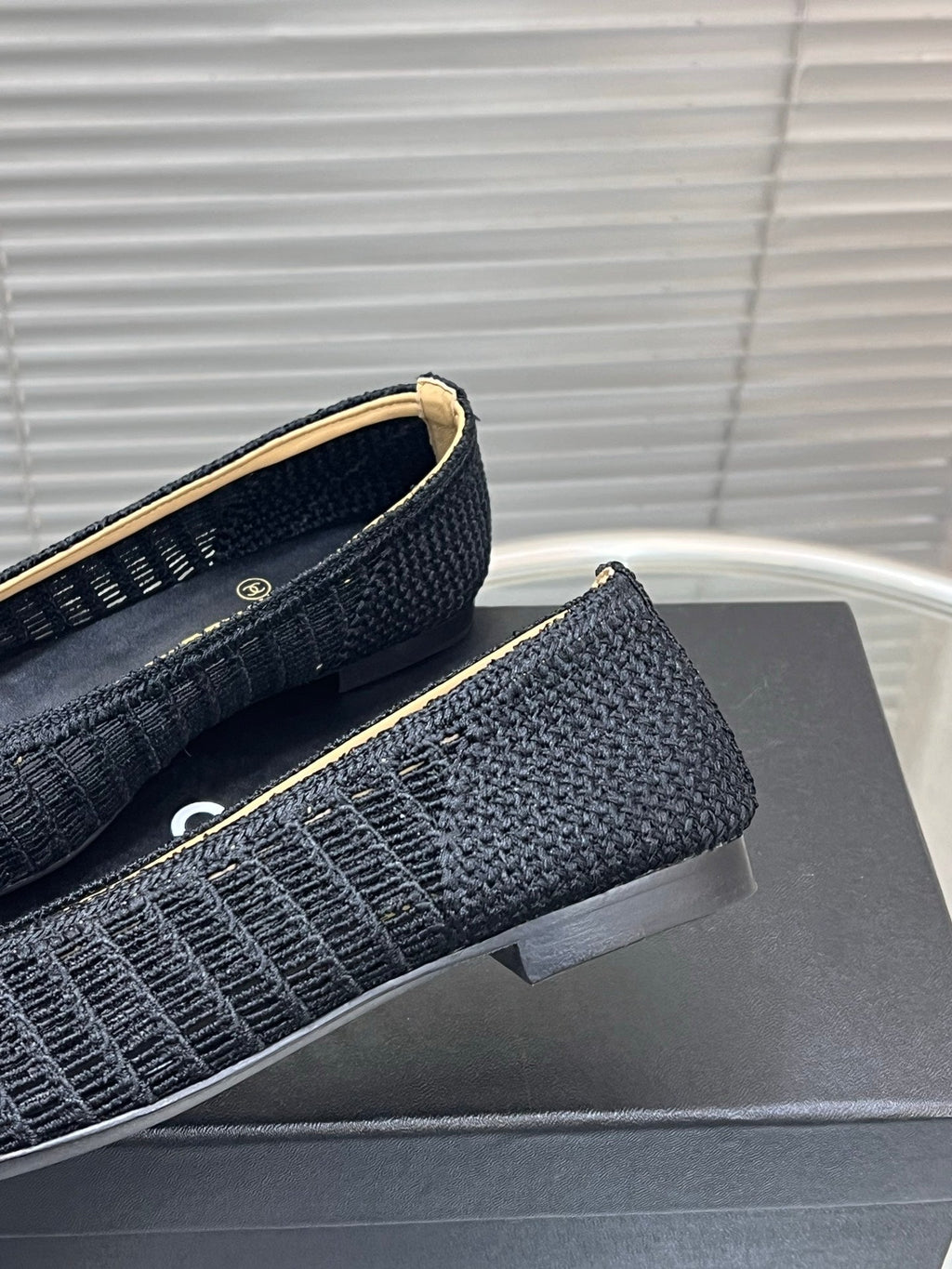 CC 25 Ballet Flat Black Beige Raffia