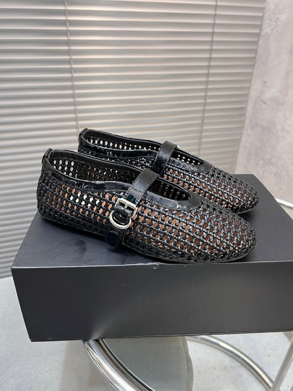 Alaia Braided Hollow Ballet Flats Black Cowhide 300041