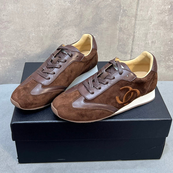 CC 26P Sneakers Dark Brown Suede 682526