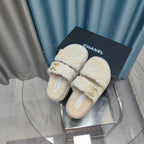 CC Slippers White Pattern Fleece Wool