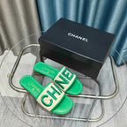 CC 25 Mule Raffia Large Logo