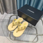 CC 25 Thong Sandal Diamond CC Logo