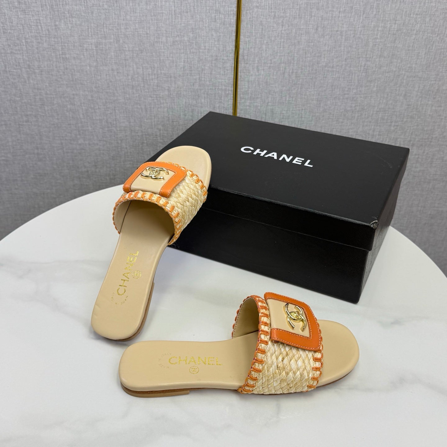 CC 26s Slipper Beige Orange Sheepskin Tweed 620277