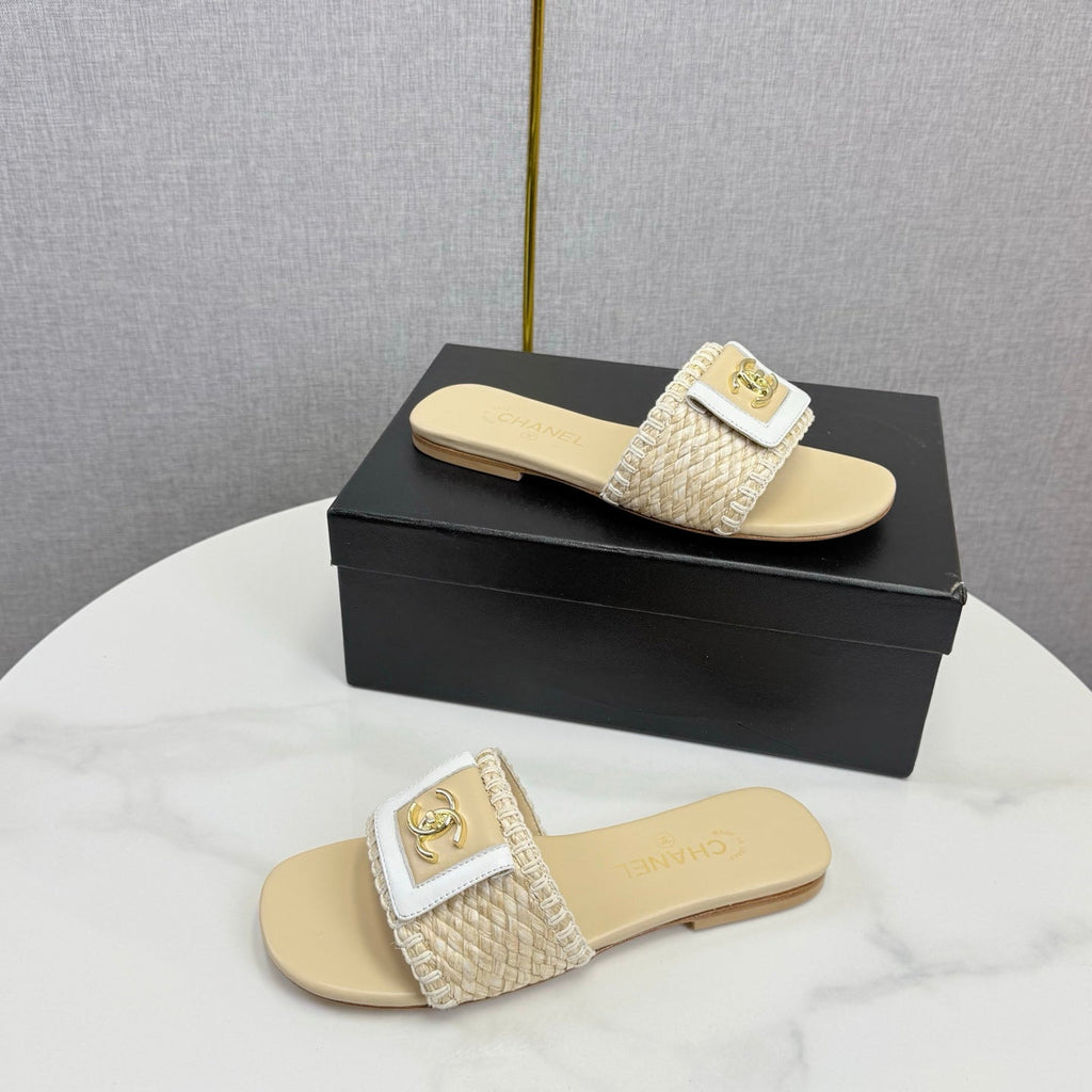 CC 26s Slipper Light Beige Sheepskin Tweed 620279