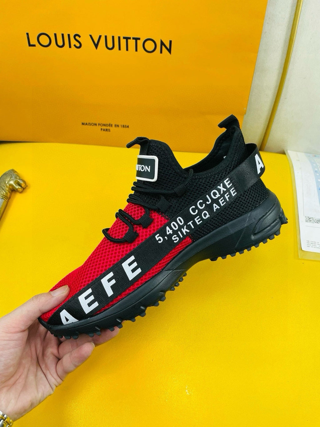 LV SNEAKER IN BLACK MIX RED BREATHABLE MESH FABRIC