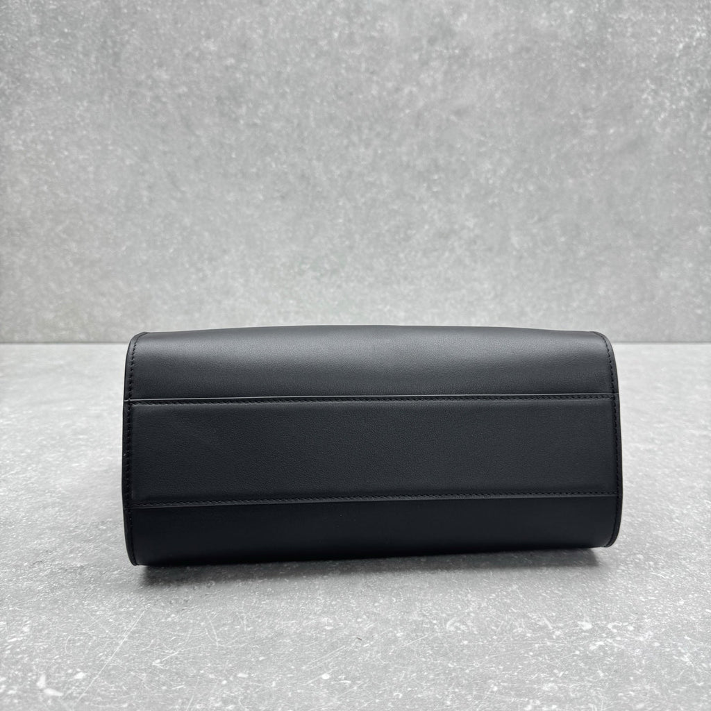 The Row 2025 Marlo Bag Black Leather