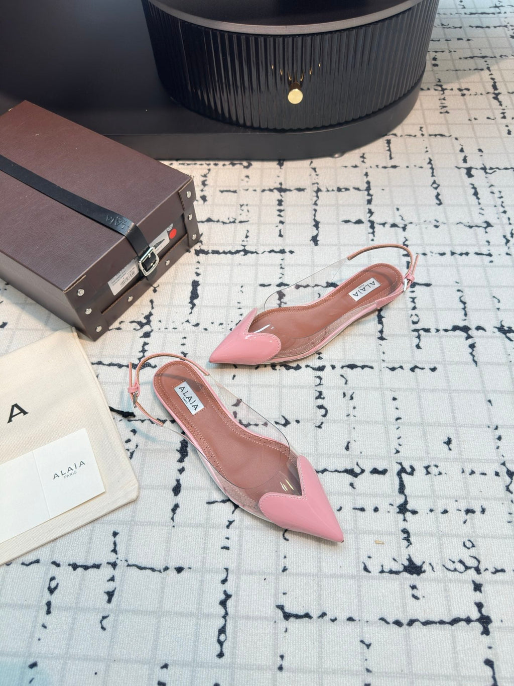 Alaia Heart Flat Slingbacks Pink Sheepskin 800940