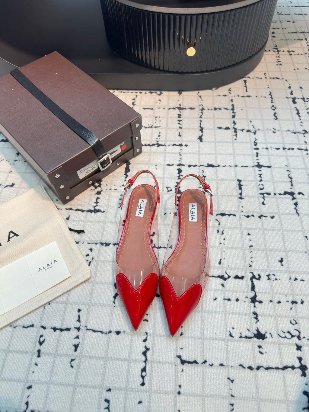 Alaia Heart Flat Slingbacks Red Sheepskin 800942