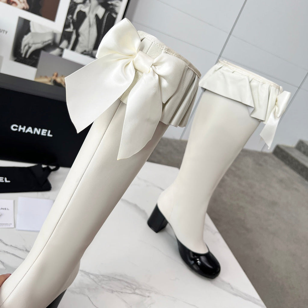 CC 25 high boots white black sheepskin 459457