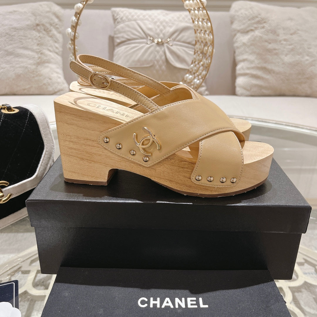 platform sandal 90 cross beige calfskin