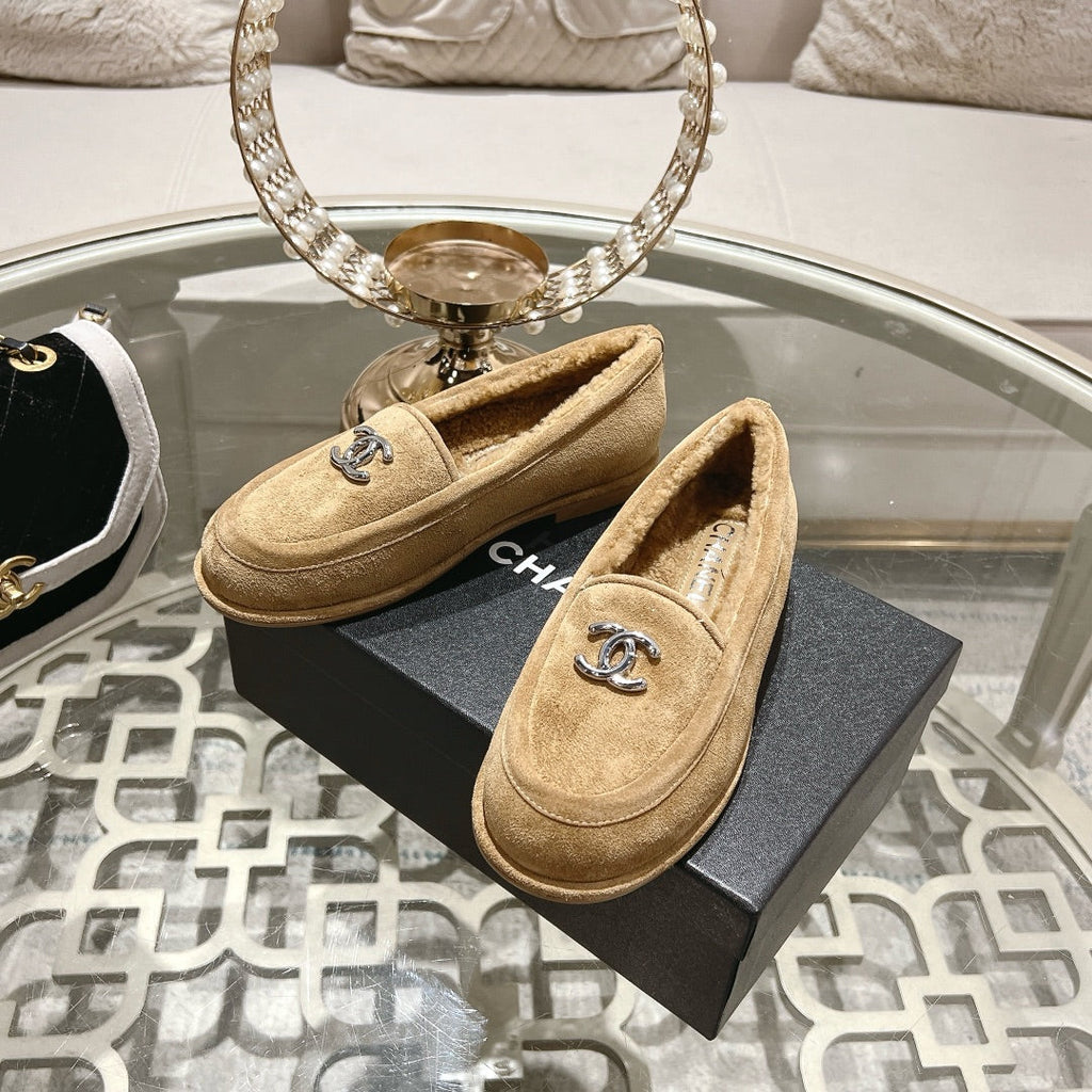 CC 25A Loafer Beige Sherpa Suede