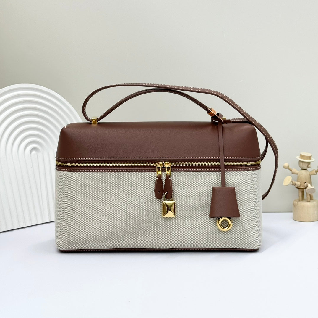 LP Extra Pouch L27 Caramel Calfskin Linen 231570