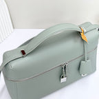 LP Extra Pouch L27 Eucalyptus Calfskin 231579