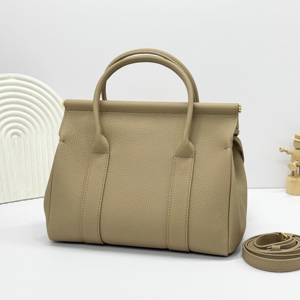 LP Loom L25 Light Milky Scent Calfskin 282174