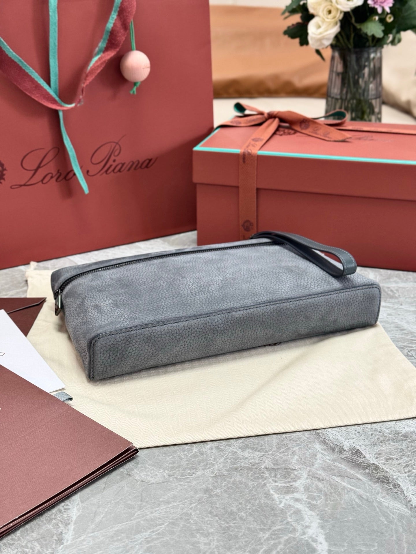 LP Extra Pouch Men's L29 Grey Cowhide 282260