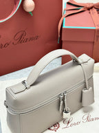 LP Extra Pouch L23 Dove Calfskin 282143
