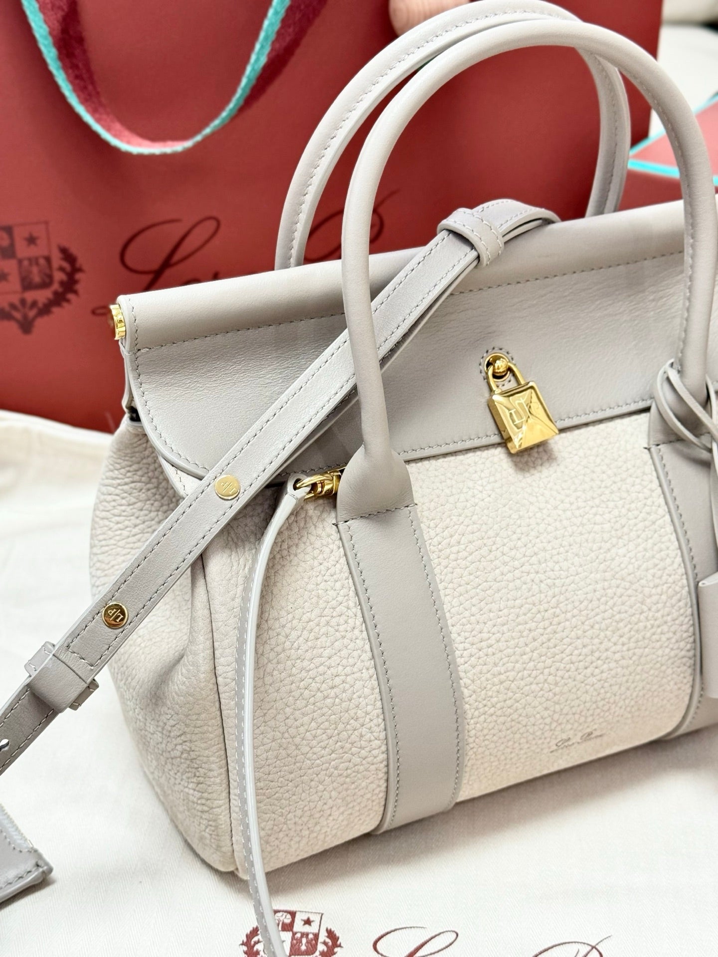 LP Loom L25 Dove Calfskin 282198