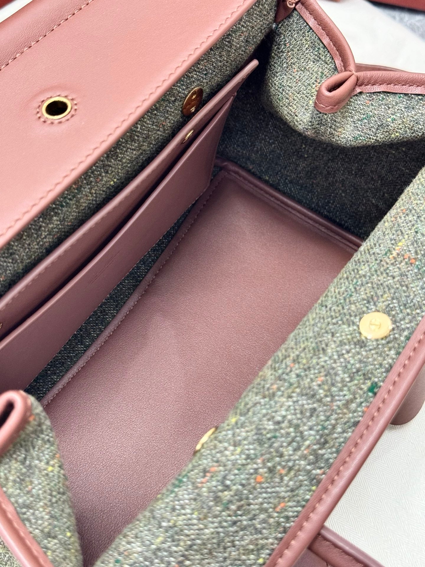 LP Loom L25 Muted Pink Cashmere Calfskin 282242