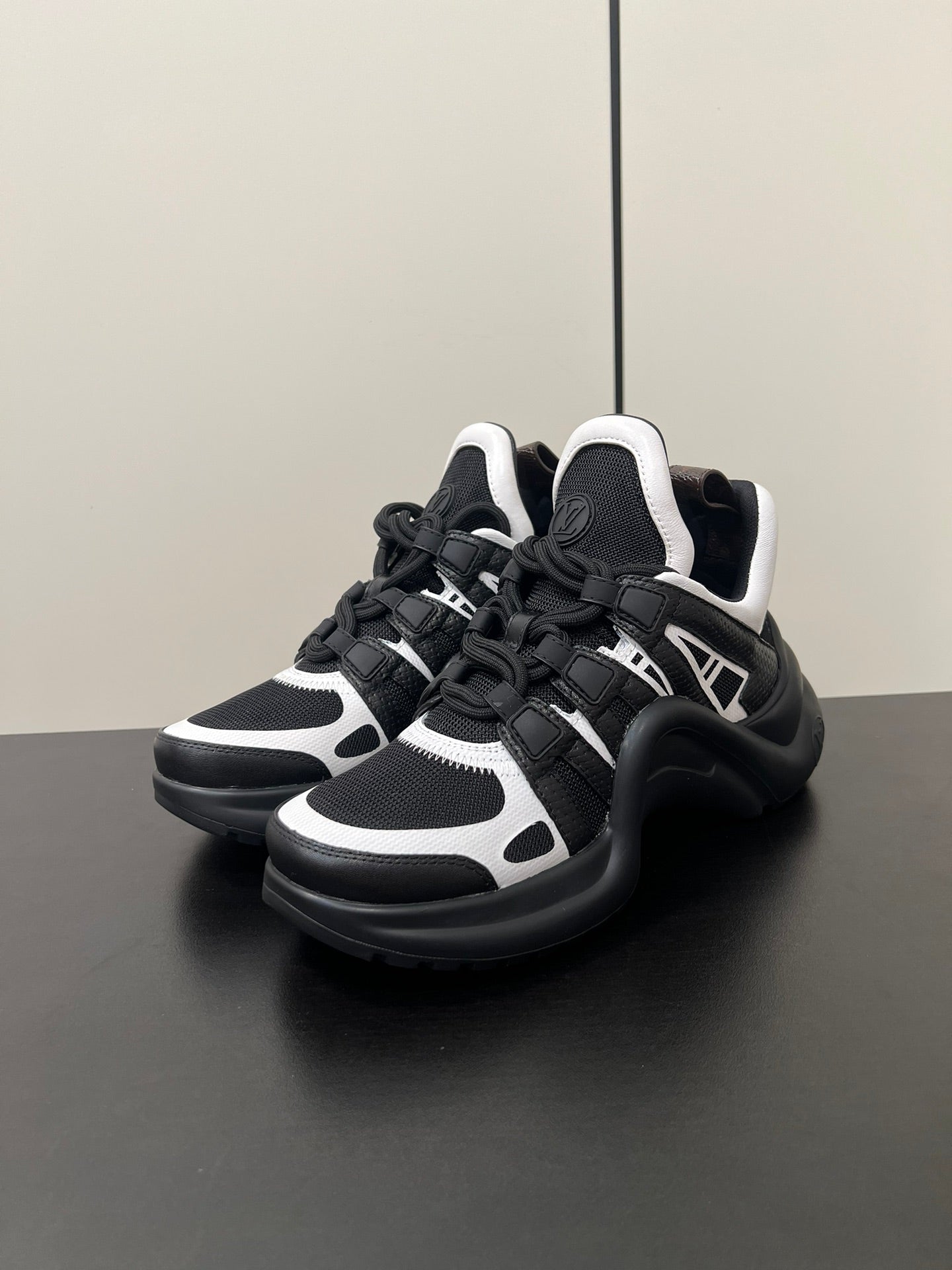 LV Archlight Sneaker 50mm Black Mix White Fabric