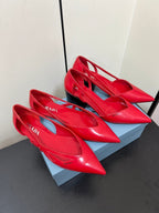 BRUSHED CUT-OUT BALLERINA FLAT IN RED CALFSKIN