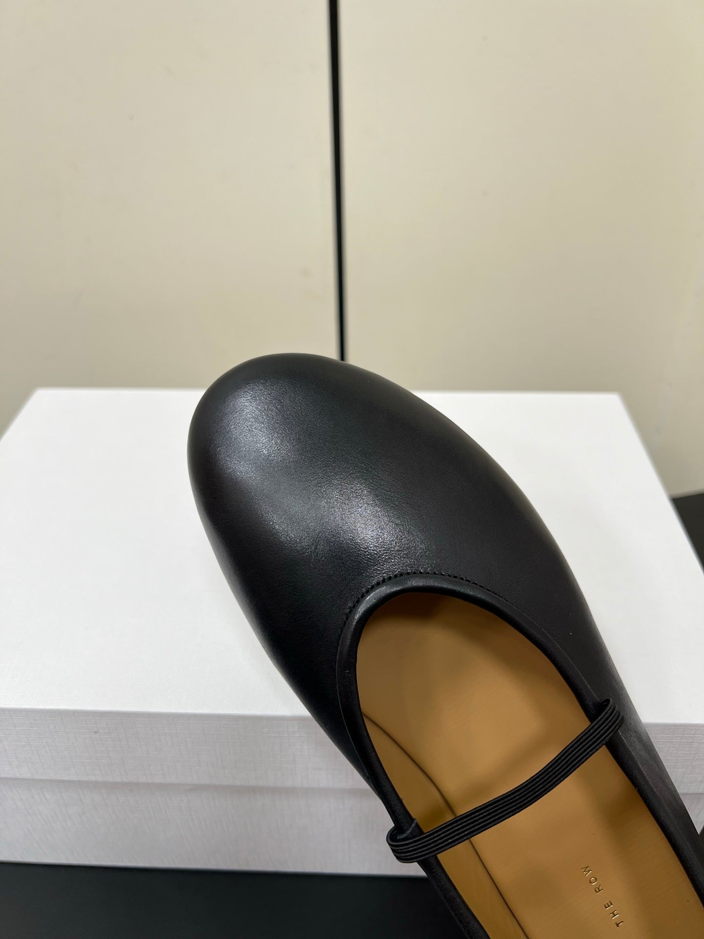 The Row Elastic Ballet Slipper In Black Calfskin 340036