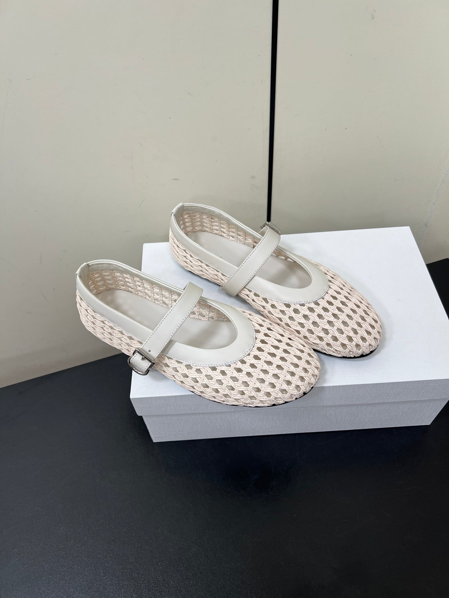 The Row 25ss Mary Jane Flat Light Pink Mesh And Grey Cowhide 340042